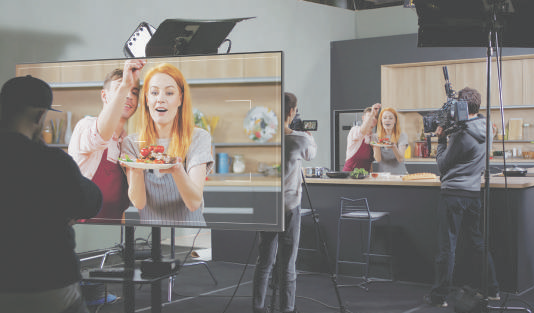 samsung crystal uhd signage chế độ director mode