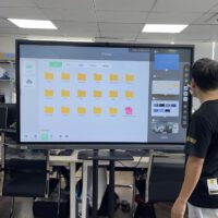 Những Lý Do Nên Đầu Tư Màn Hình Tương Tác Cho Phòng Họp
